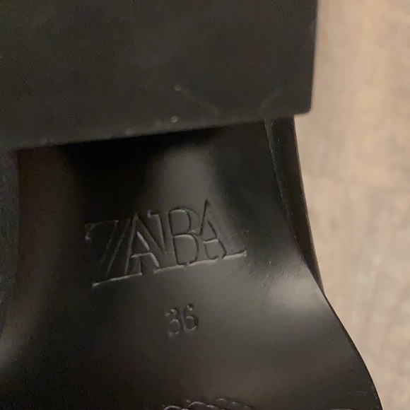 Zara black leather Cowboy boots 6 - Picture 6 of 10